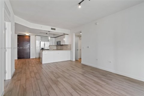 Condo à Miami, Floride, 2 chambres  № 2023983