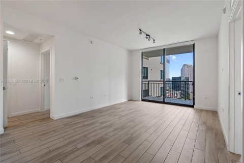 Copropriété à louer à Miami, Floride: 2 chambres, 110.74 m2 № 2023983 - photo 13