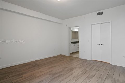 Copropriété à louer à Miami, Floride: 2 chambres, 110.74 m2 № 2023983 - photo 16