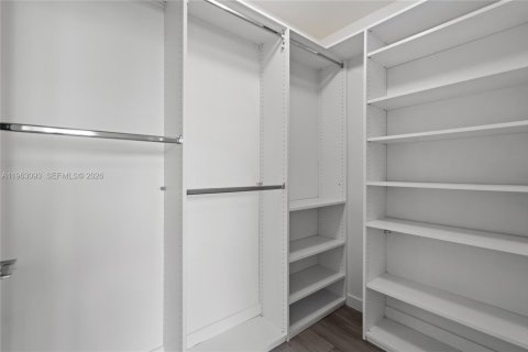 Copropriété à louer à Miami, Floride: 2 chambres, 110.74 m2 № 2023983 - photo 20