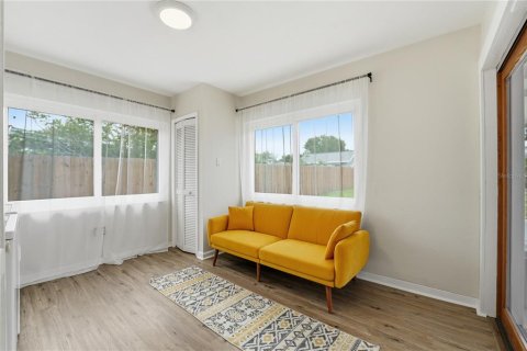 Villa ou maison à vendre à Largo, Floride: 3 chambres, 124.12 m2 № 2101090 - photo 25