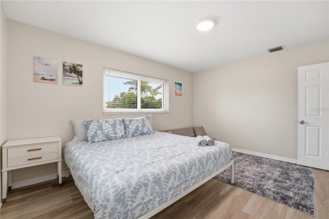 Villa ou maison à vendre à Largo, Floride: 3 chambres, 124.12 m2 № 2101090 - photo 24