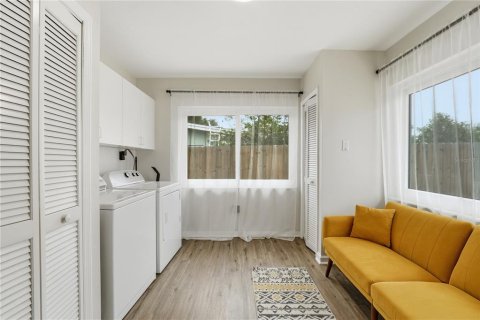 Villa ou maison à vendre à Largo, Floride: 3 chambres, 124.12 m2 № 2101090 - photo 27