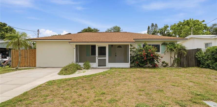 Villa ou maison à Largo, Floride 3 chambres, 124.12 m2 № 2101090