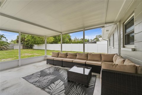 Villa ou maison à vendre à Largo, Floride: 3 chambres, 124.12 m2 № 2101090 - photo 30