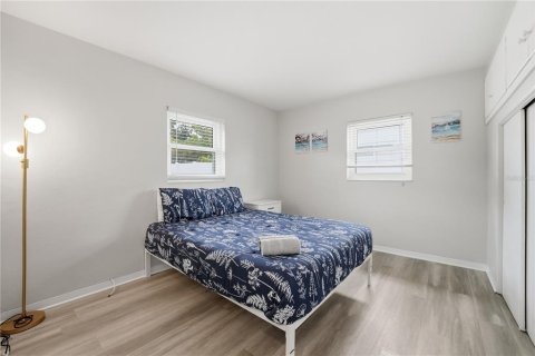 Villa ou maison à vendre à Largo, Floride: 3 chambres, 124.12 m2 № 2101090 - photo 20