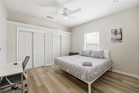 Villa ou maison à vendre à Largo, Floride: 3 chambres, 124.12 m2 № 2101090 - photo 12