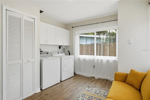 Villa ou maison à vendre à Largo, Floride: 3 chambres, 124.12 m2 № 2101090 - photo 28