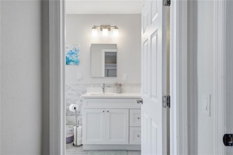 Villa ou maison à vendre à Largo, Floride: 3 chambres, 124.12 m2 № 2101090 - photo 18