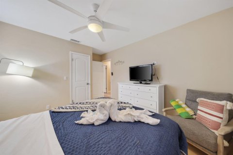 House in Delray Beach, Florida 3 bedrooms, 144.93 sq.m. № 2146838 - photo 27