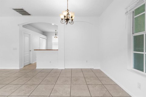 Villa ou maison à louer à Riverview, Floride: 4 chambres, 184.78 m2 № 2403726 - photo 6