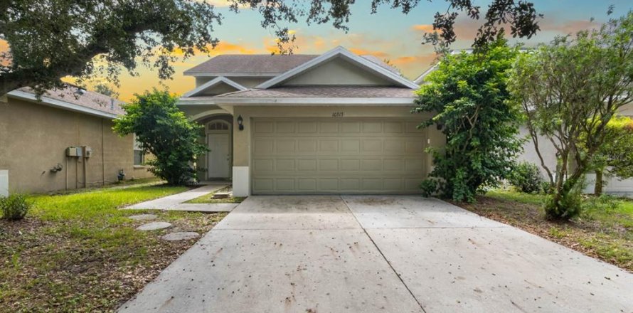 Villa ou maison à Riverview, Floride 4 chambres, 184.78 m2 № 2403726