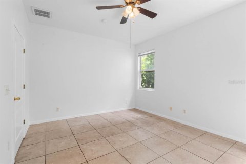 Villa ou maison à louer à Riverview, Floride: 4 chambres, 184.78 m2 № 2403726 - photo 16