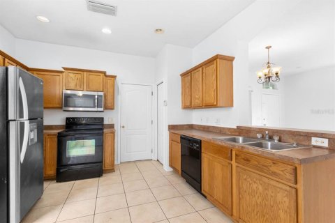Villa ou maison à louer à Riverview, Floride: 4 chambres, 184.78 m2 № 2403726 - photo 11