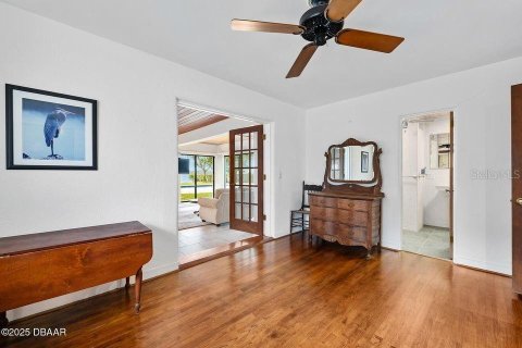 House in Ormond Beach, Florida 3 bedrooms, 340.67 sq.m. № 1521857 - photo 29