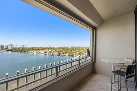 Купить кондоминиум в Майами, Флорида 2 спальни, 174.84м2, № 2091014 - фото 8