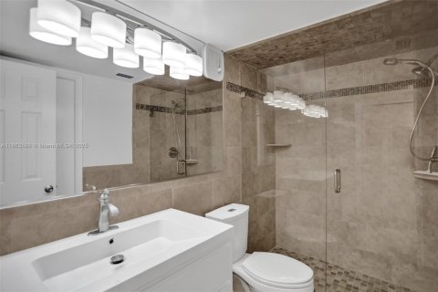 Copropriété à louer à Hillsboro Beach, Floride: 2 chambres, 125.42 m2 № 1957671 - photo 20