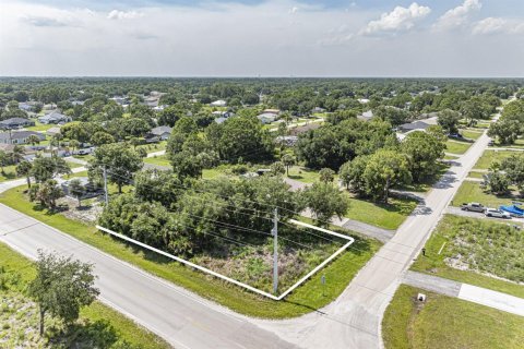 Propiedad comercial en Vero Beach, Florida № 2183686