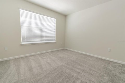 Townhouse in Davenport, Florida 3 bedrooms, 161.28 sq.m. № 2296405 - photo 6