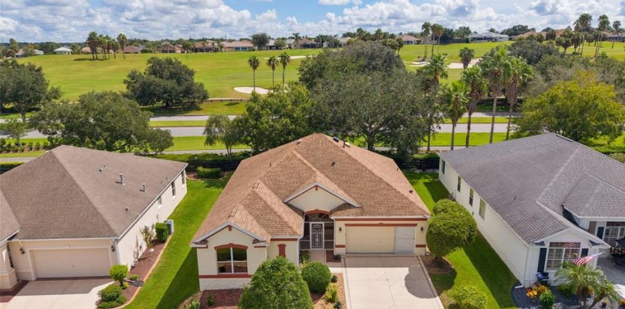 Villa ou maison à The Villages, Floride 3 chambres, 150.59 m2 № 2386561