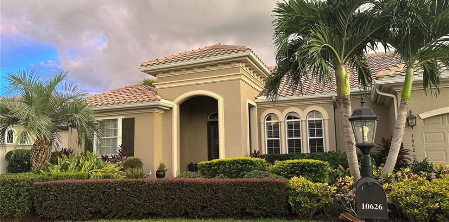 Villa ou maison à Bradenton, Floride 3 chambres, 247.68 m2 № 1905036