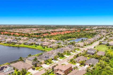Villa ou maison à vendre à Sarasota, Floride: 3 chambres, 191.01 m2 № 2230491 - photo 4