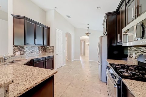 Villa ou maison à vendre à Sarasota, Floride: 3 chambres, 191.01 m2 № 2230491 - photo 24