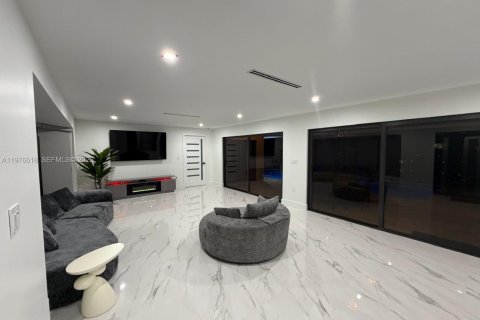 House in Punta Gorda, Florida 3 bedrooms № 2041059 - photo 19