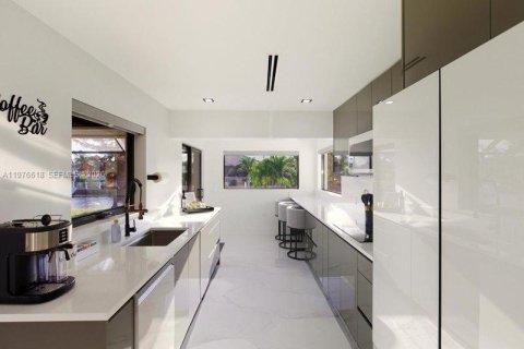 House in Punta Gorda, Florida 3 bedrooms № 2041059 - photo 29