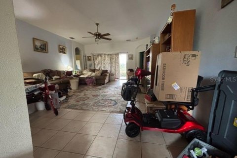 Casa en venta en Kissimmee, Florida, 3 dormitorios, 165.92 m2 № 1919558 - foto 3