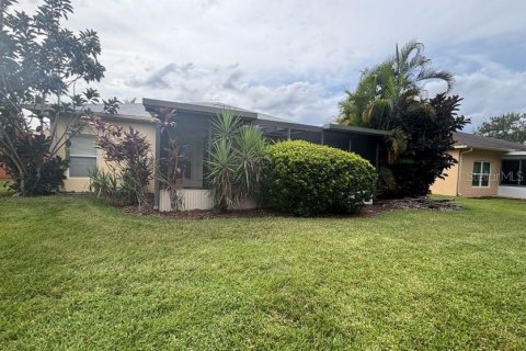 Casa en venta en Kissimmee, Florida, 3 dormitorios, 165.92 m2 № 1919558 - foto 9