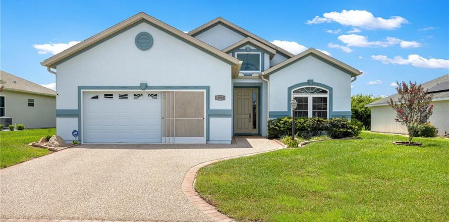 Villa ou maison à Summerfield, Floride 3 chambres, 160.44 m2 № 2289958