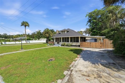 House in Arcadia, Florida 3 bedrooms, 136.94 sq.m. № 2408456 - photo 28