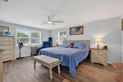 Villa ou maison à vendre à Edgewater, Floride: 4 chambres, 177.44 m2 № 2148601 - photo 21