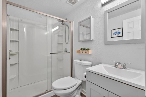 Villa ou maison à vendre à Edgewater, Floride: 4 chambres, 177.44 m2 № 2148601 - photo 23