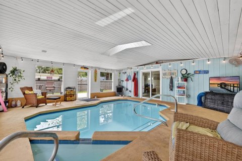Villa ou maison à vendre à Edgewater, Floride: 4 chambres, 177.44 m2 № 2148601 - photo 4