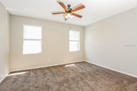 Casa en alquiler en Orlando, Florida, 4 dormitorios, 183.2 m2 № 1914520 - foto 9