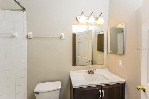 Casa en alquiler en Orlando, Florida, 4 dormitorios, 183.2 m2 № 1914520 - foto 15