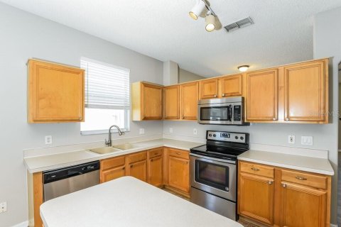 Casa en alquiler en Orlando, Florida, 4 dormitorios, 183.2 m2 № 1914520 - foto 5
