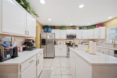 Casa en venta en Lakeland, Florida, 4 dormitorios, 282.24 m2 № 1904363 - foto 18
