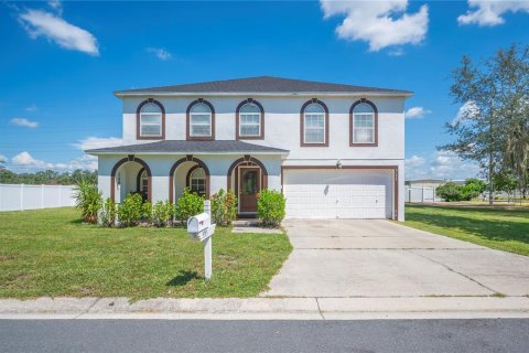 Casa en venta en Lakeland, Florida, 4 dormitorios, 282.24 m2 № 1904363 - foto 1