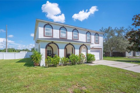 Casa en venta en Lakeland, Florida, 4 dormitorios, 282.24 m2 № 1904363 - foto 2
