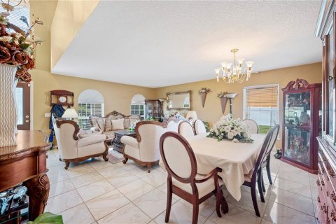 Casa en venta en Lakeland, Florida, 4 dormitorios, 282.24 m2 № 1904363 - foto 9