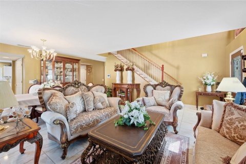 Casa en venta en Lakeland, Florida, 4 dormitorios, 282.24 m2 № 1904363 - foto 7