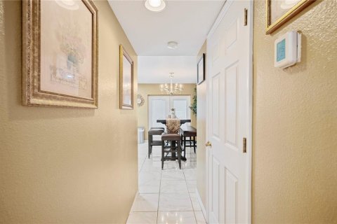 Casa en venta en Lakeland, Florida, 4 dormitorios, 282.24 m2 № 1904363 - foto 12