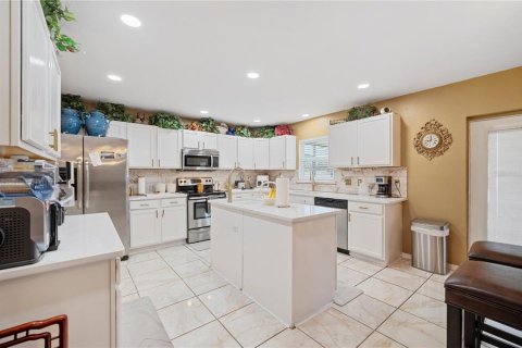 Casa en venta en Lakeland, Florida, 4 dormitorios, 282.24 m2 № 1904363 - foto 17