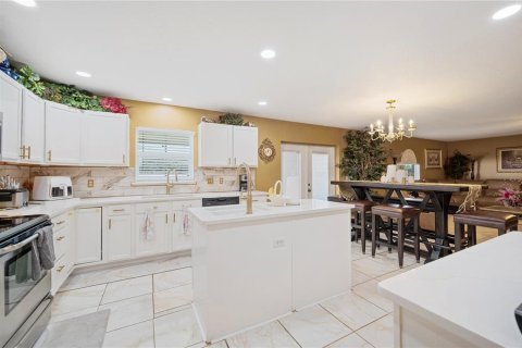 Casa en venta en Lakeland, Florida, 4 dormitorios, 282.24 m2 № 1904363 - foto 22