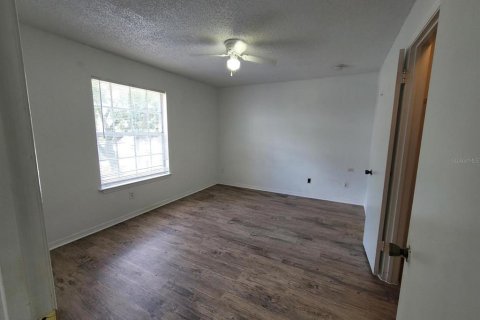 Condo in Orlando, Florida, 2 bedrooms  № 2197574 - photo 9
