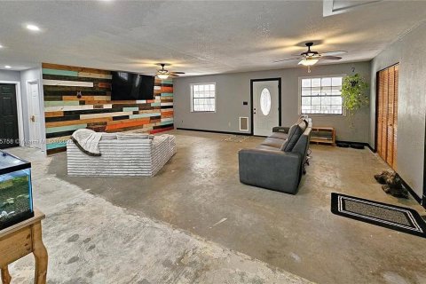 Casa en venta en Ocala, Florida, 3 dormitorios, 206.24 m2 № 1918669 - foto 10