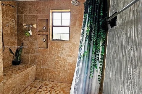 Casa en venta en Ocala, Florida, 3 dormitorios, 206.24 m2 № 1918669 - foto 19